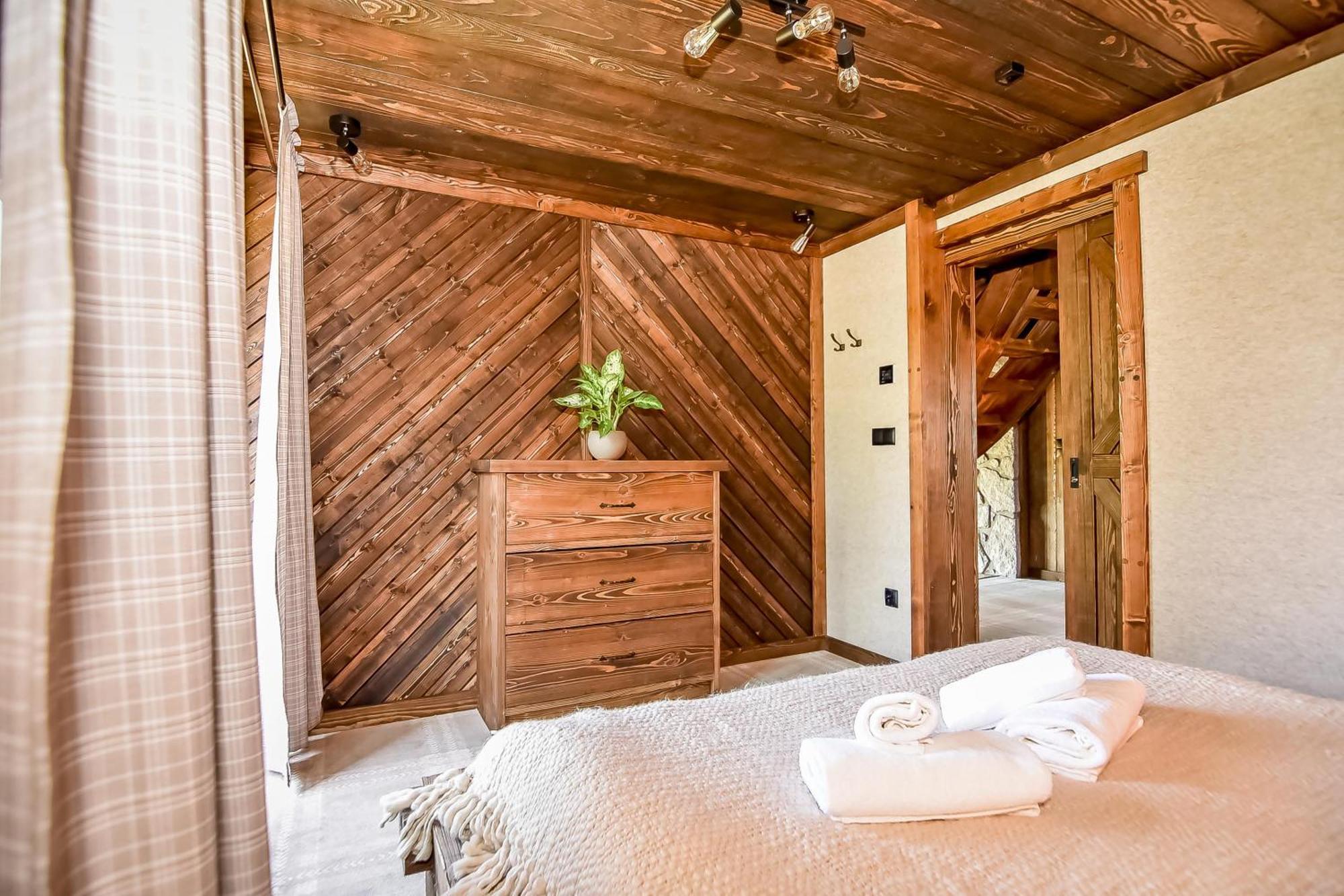Superior Chalet