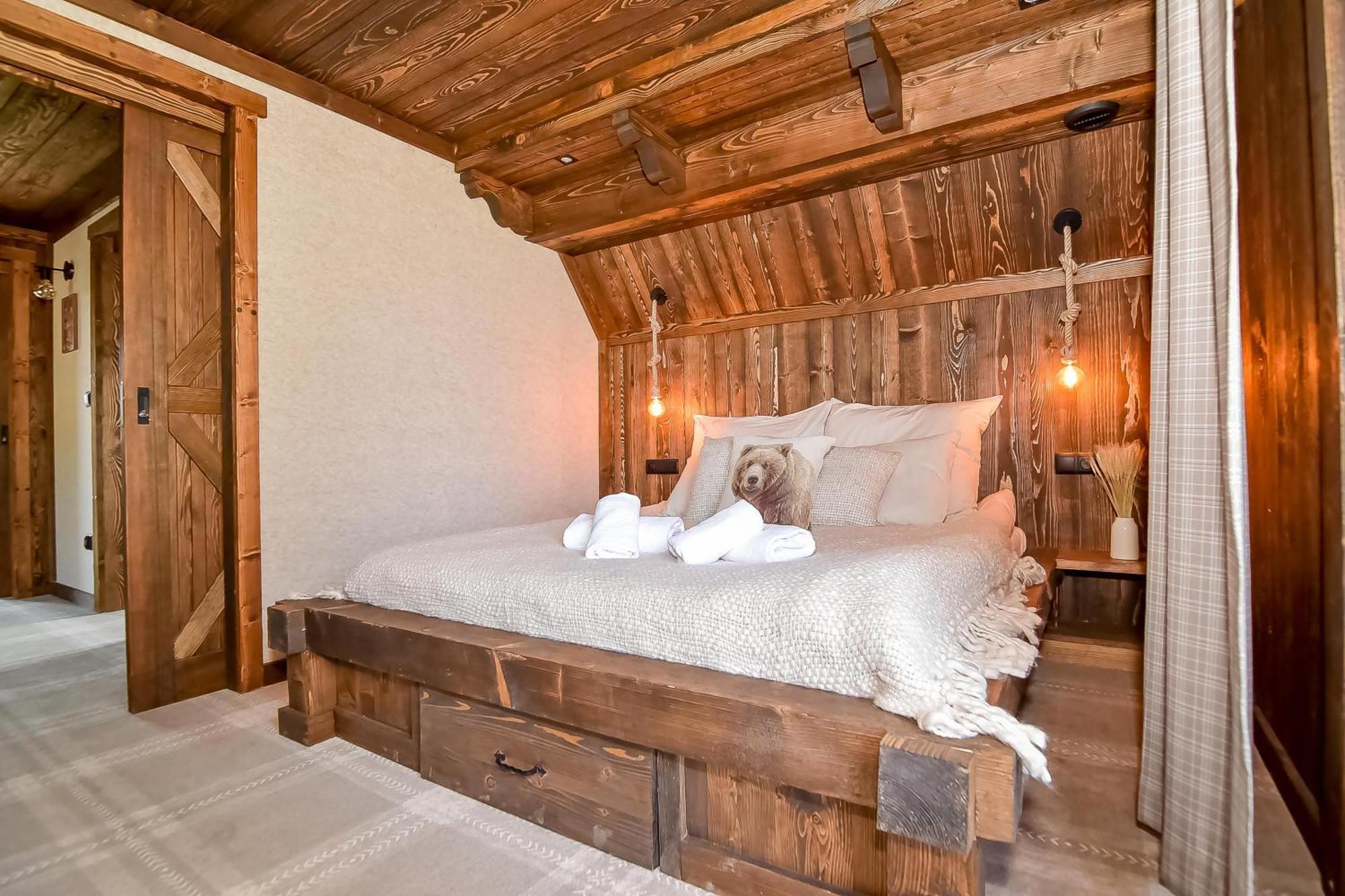 Superior Chalet