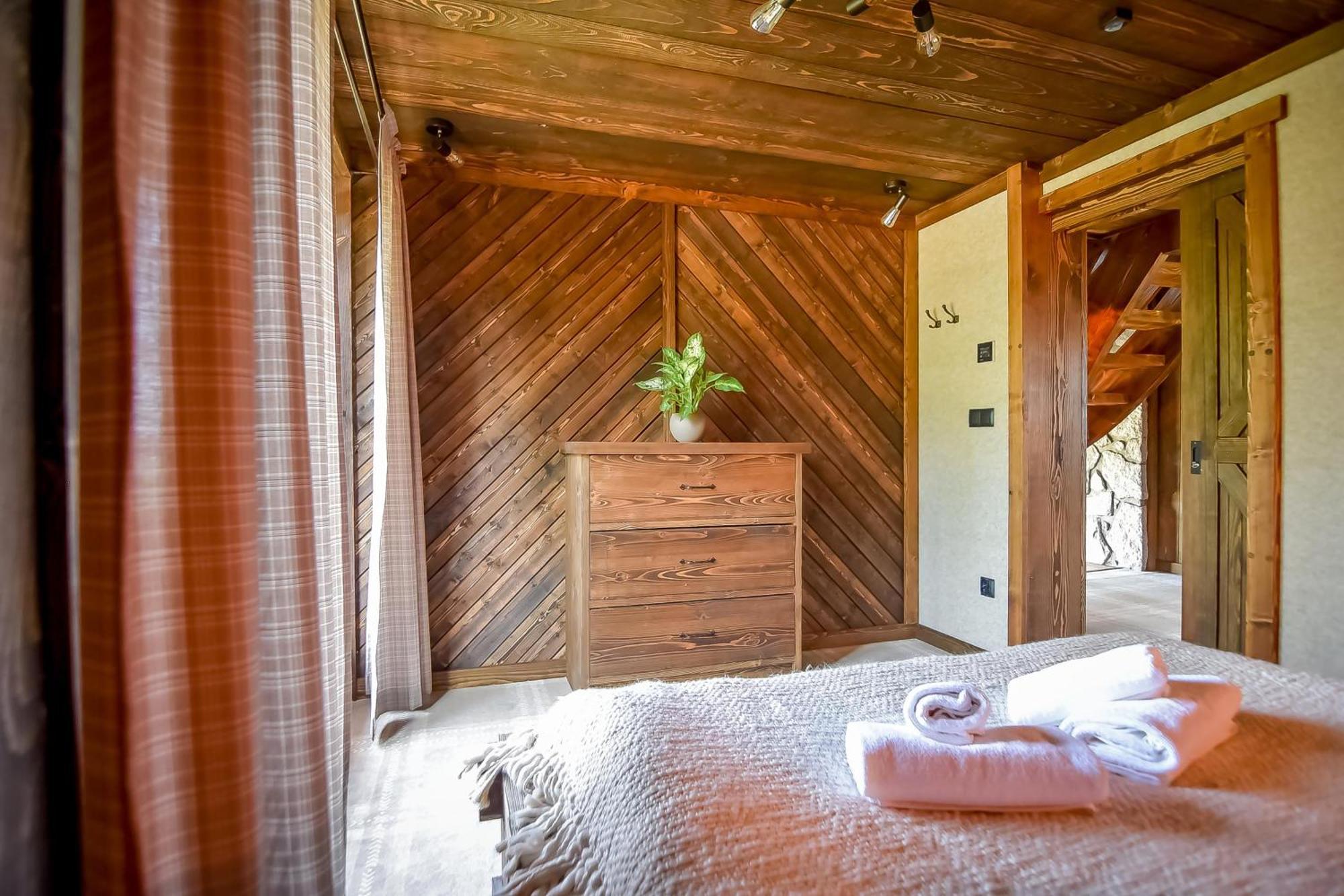 Superior Chalet