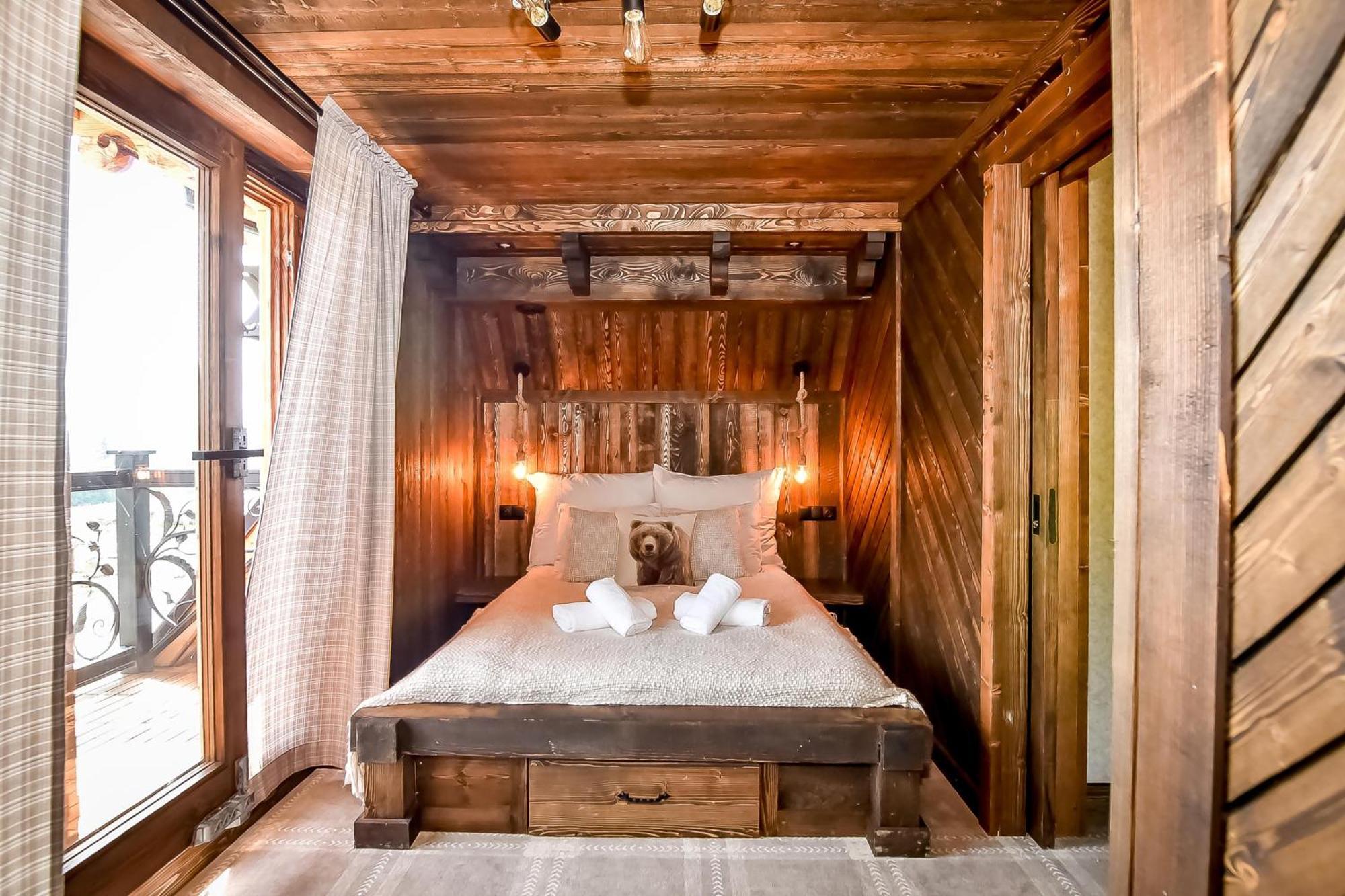 Superior Chalet