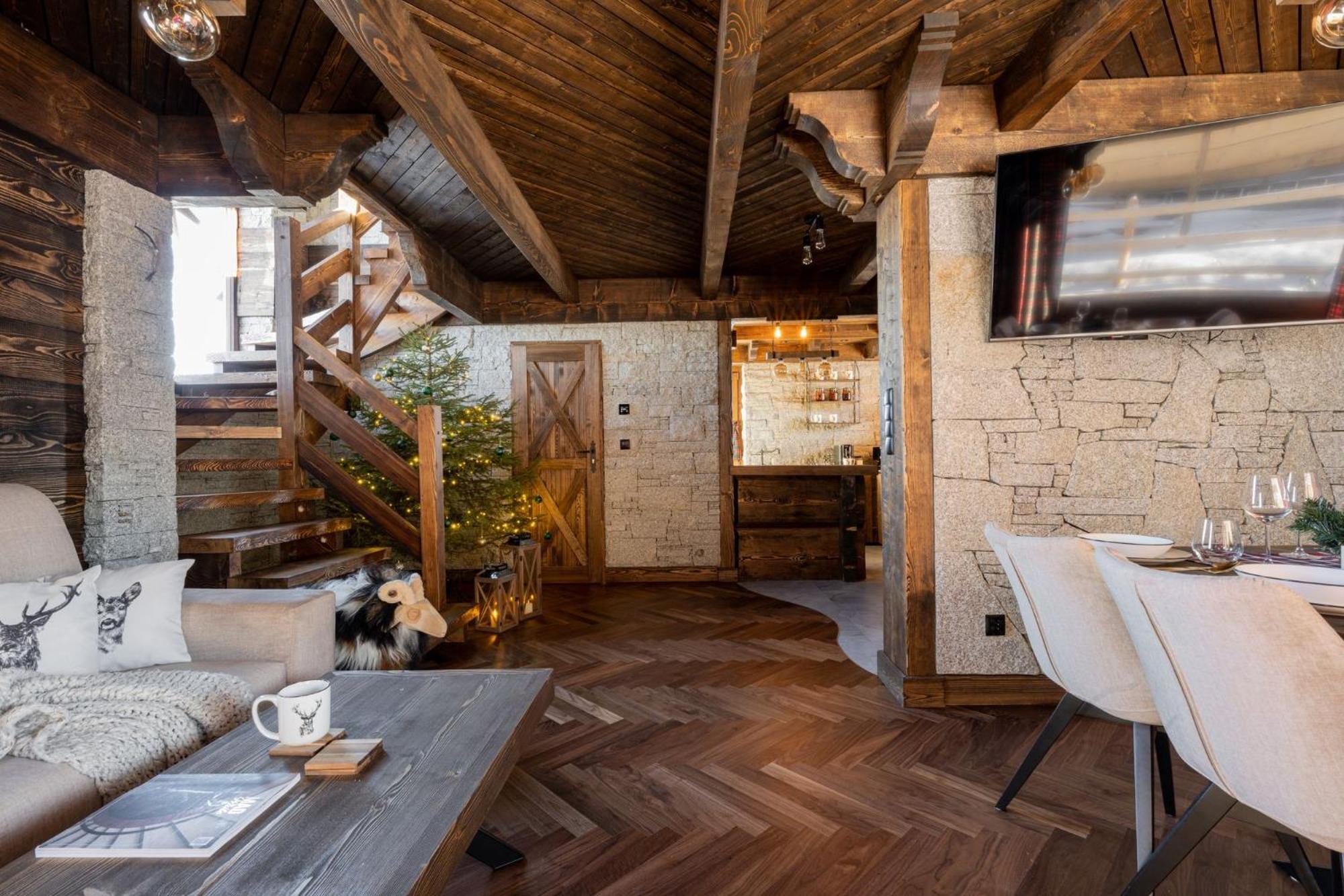 Superior Chalet